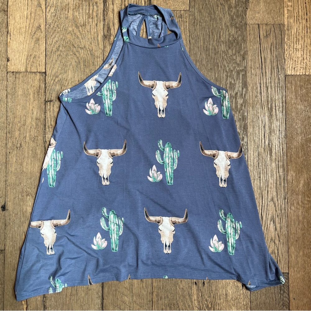 High Neck Cow Skull Tank